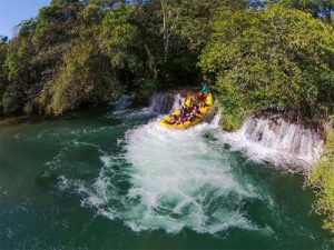 Passeio de bote