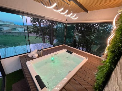 Casa Container com Hidromassagem